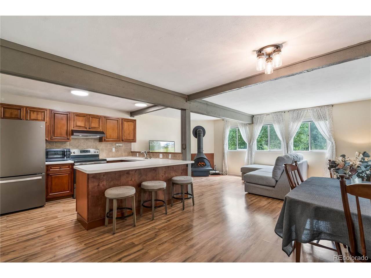 401 Salt Lick Cir - Photo 1