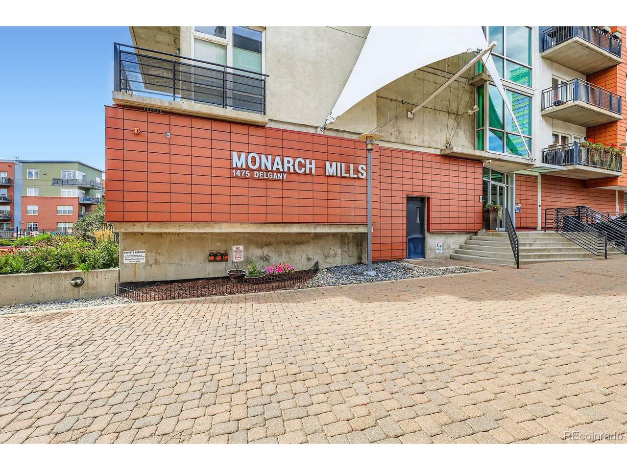 1475 Delgany St - Photo 1