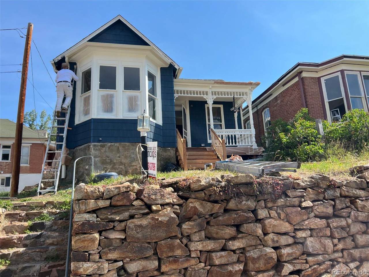 102 1st High St - Photo 1