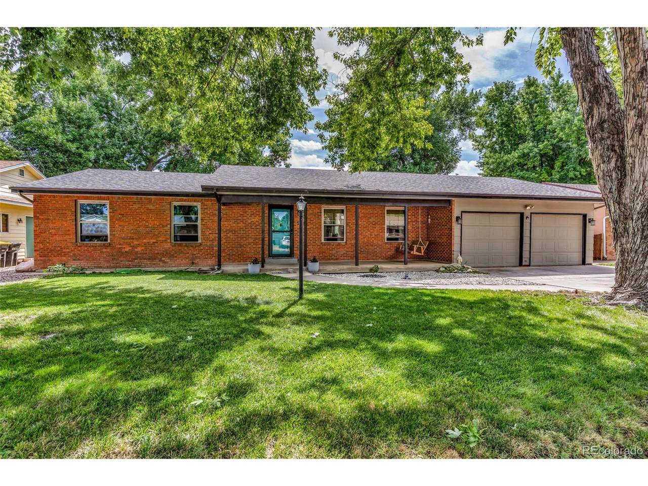 1304 Flora Dr - Photo 1