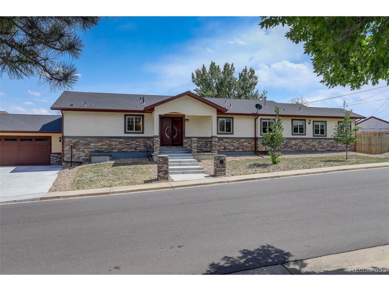 4910 73rd Ave - Photo 1