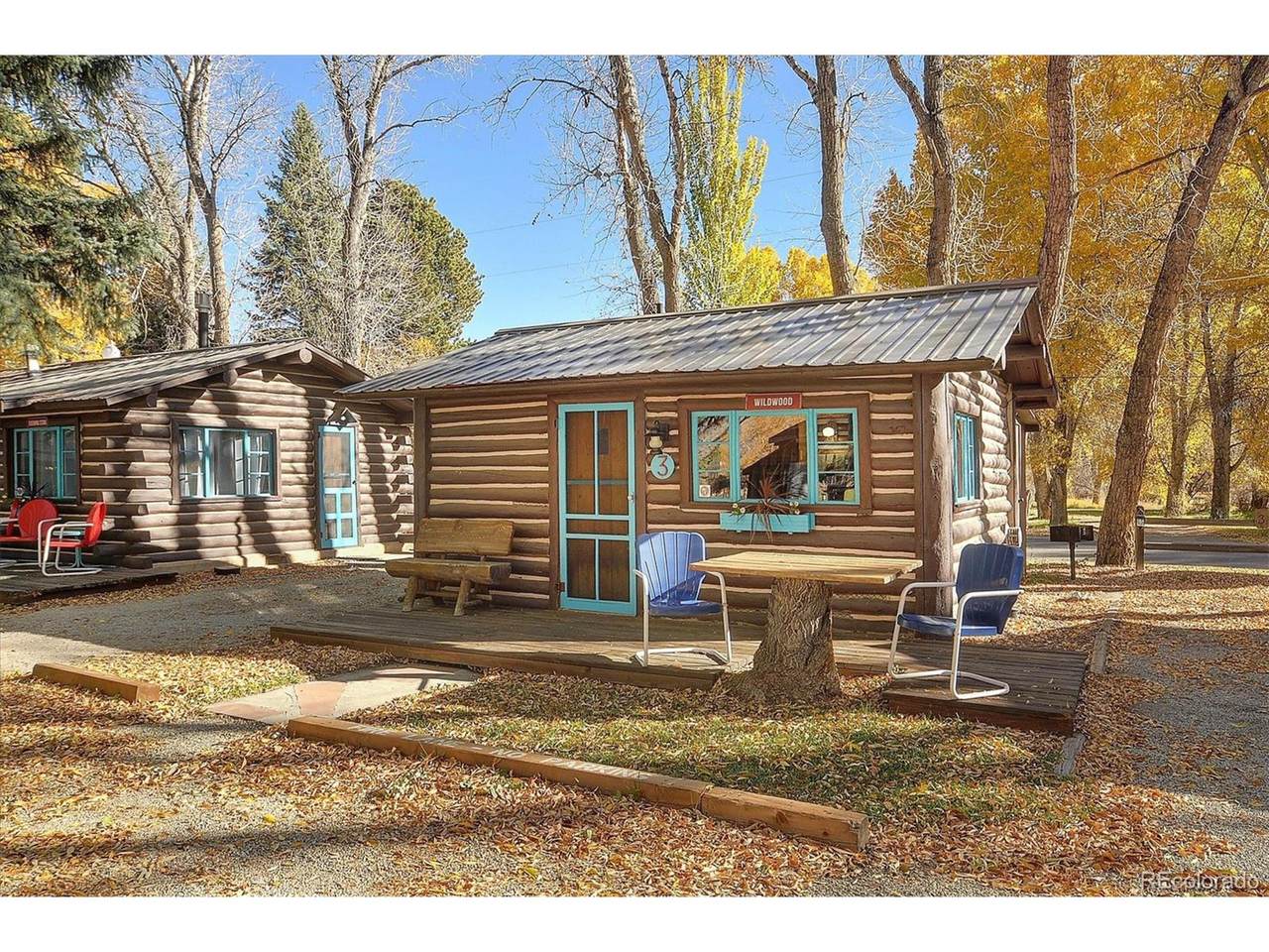 1004 Main St - Photo 1