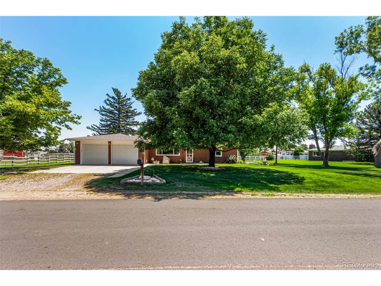 1622 Elder Ave - Photo 1