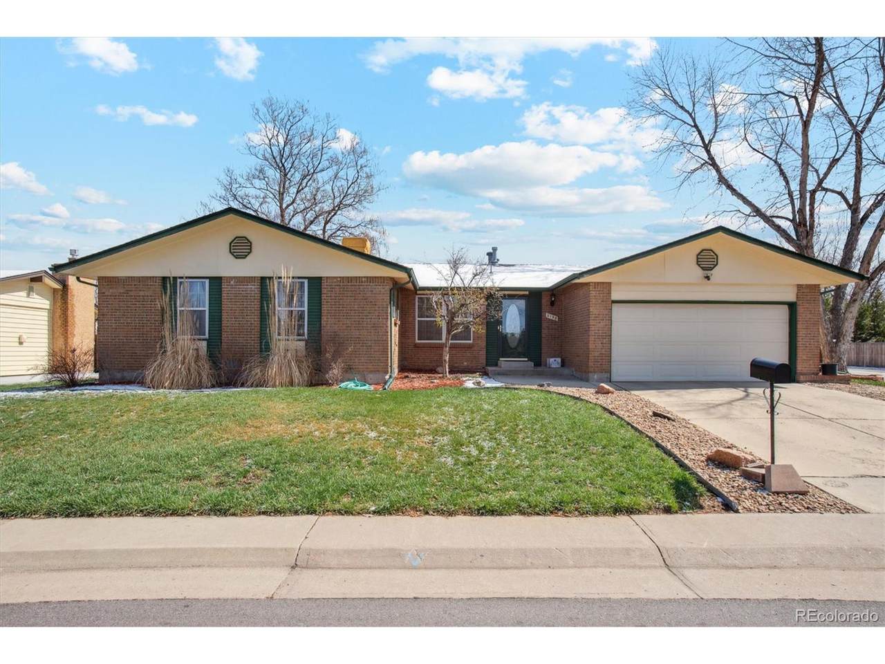 3158 Dayton Ct - Photo 1