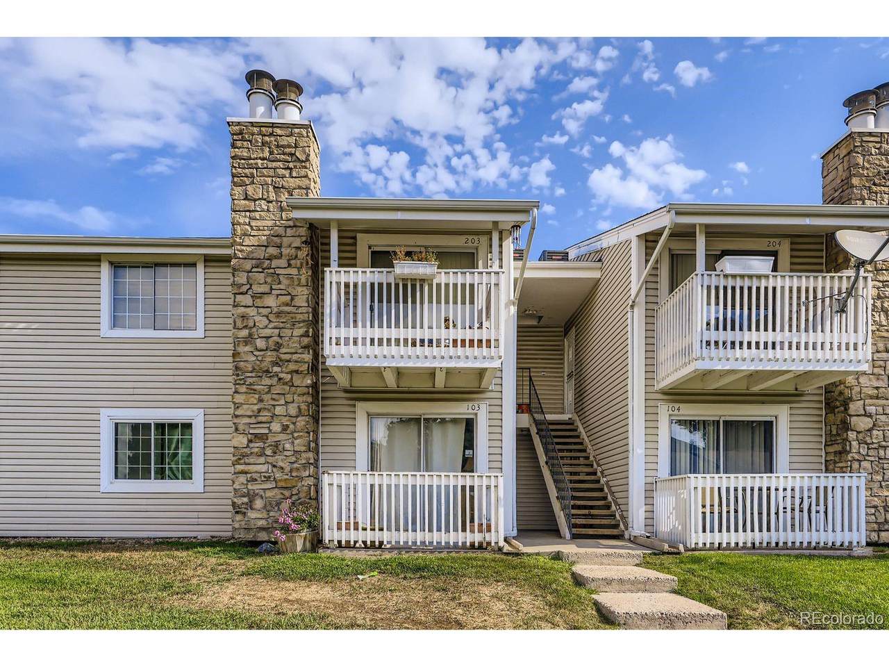 14141 Jewell Ave - Photo 1