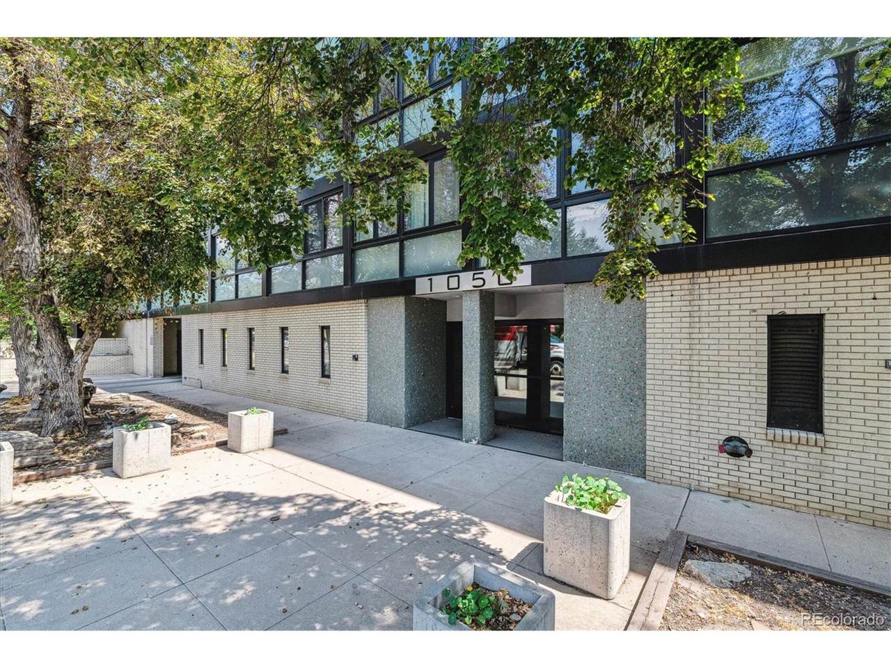 1050 Corona St - Photo 1