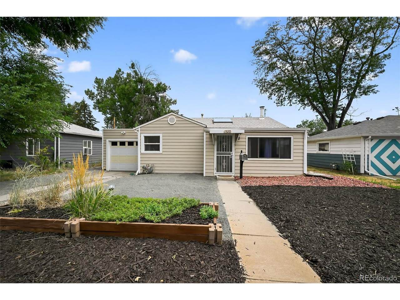 1320 Willow St - Photo 1