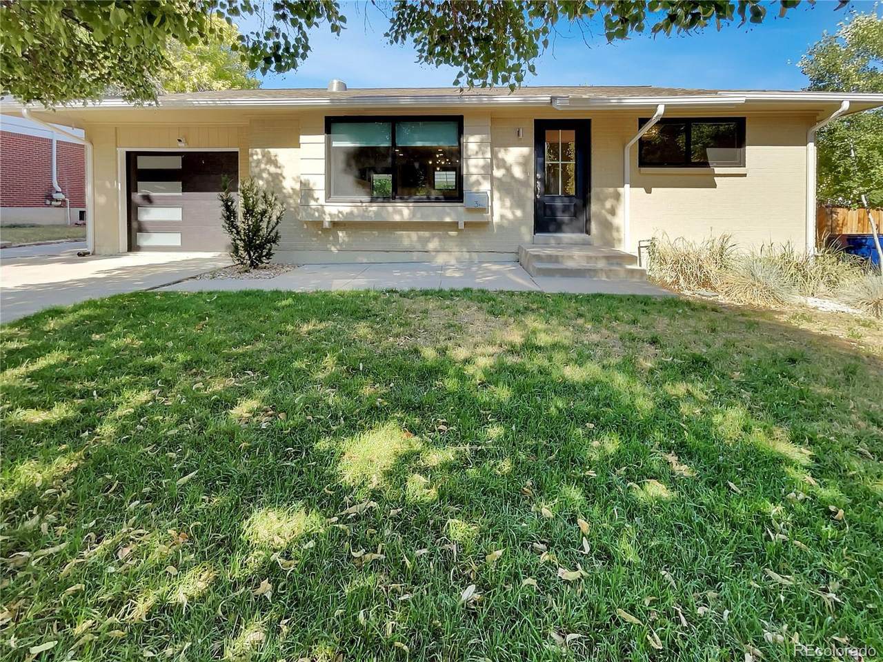 345 Xanadu St - Photo 1