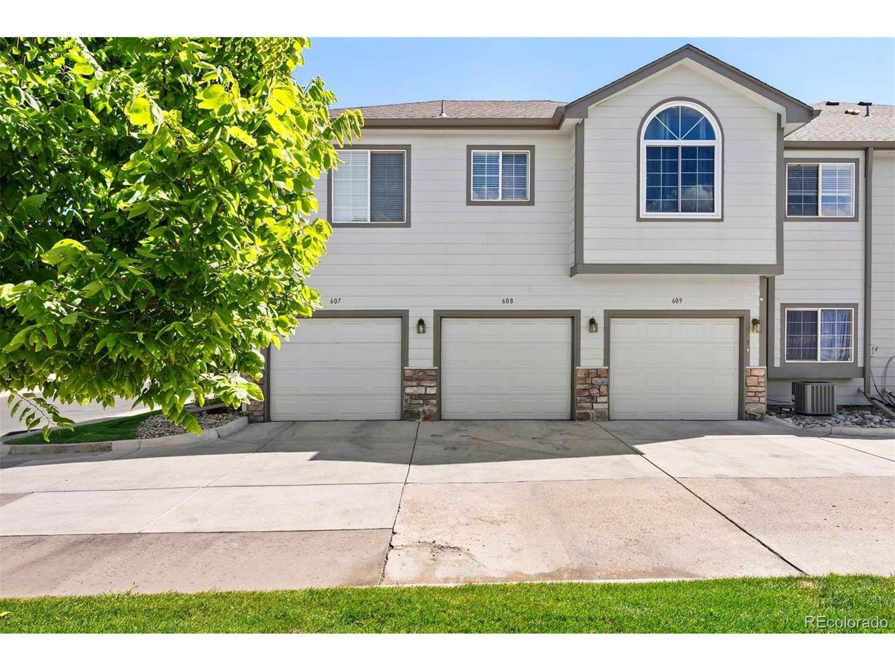 3242 103rd Dr - Photo 1