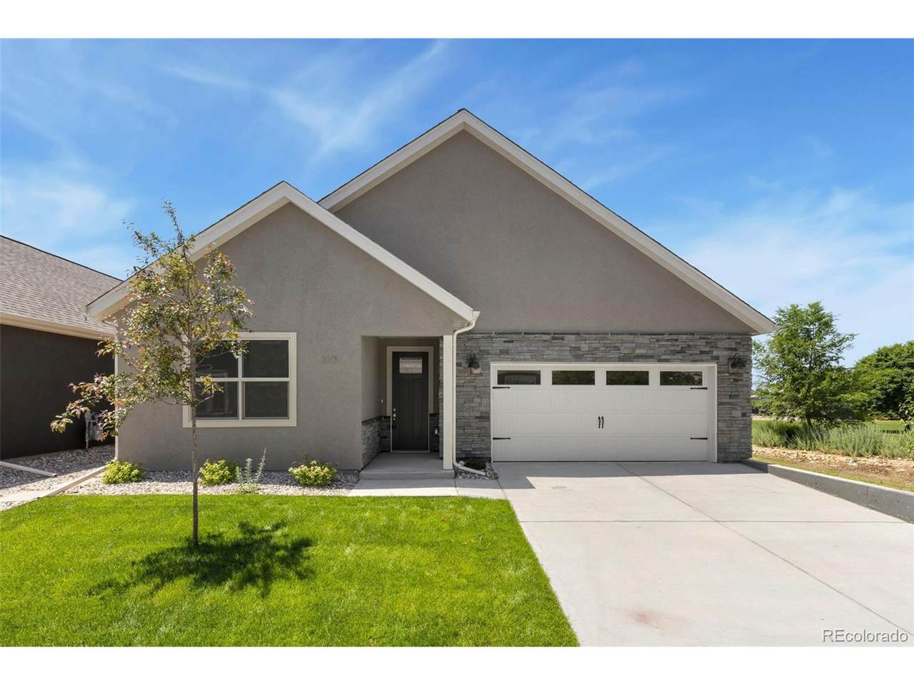 303 Josef Cir - Photo 1