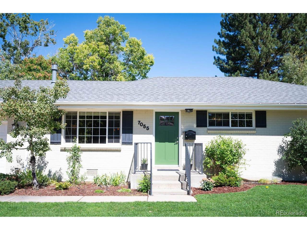 7055 Virginia Ave - Photo 1