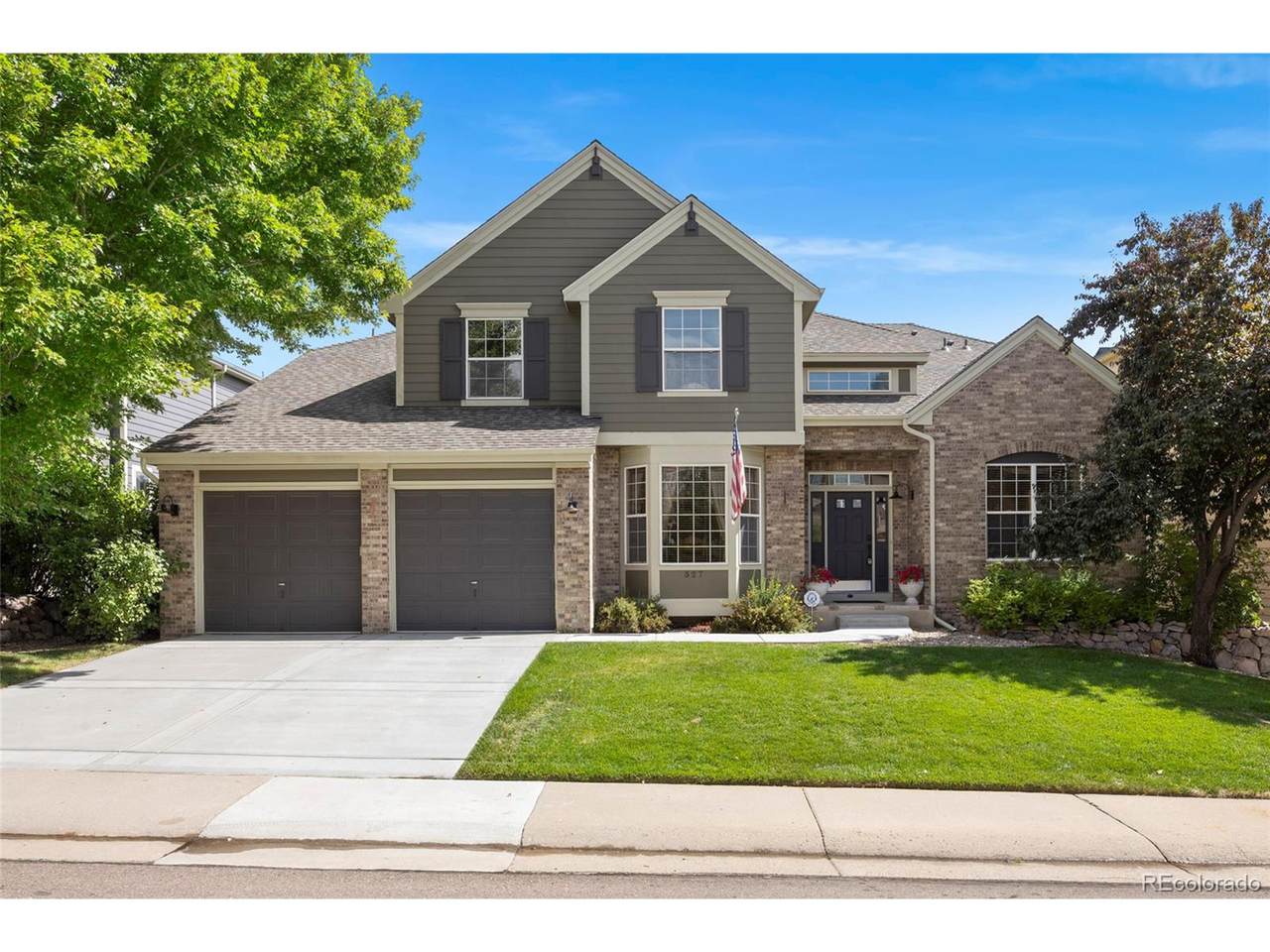 527 Stonemont Dr - Photo 1