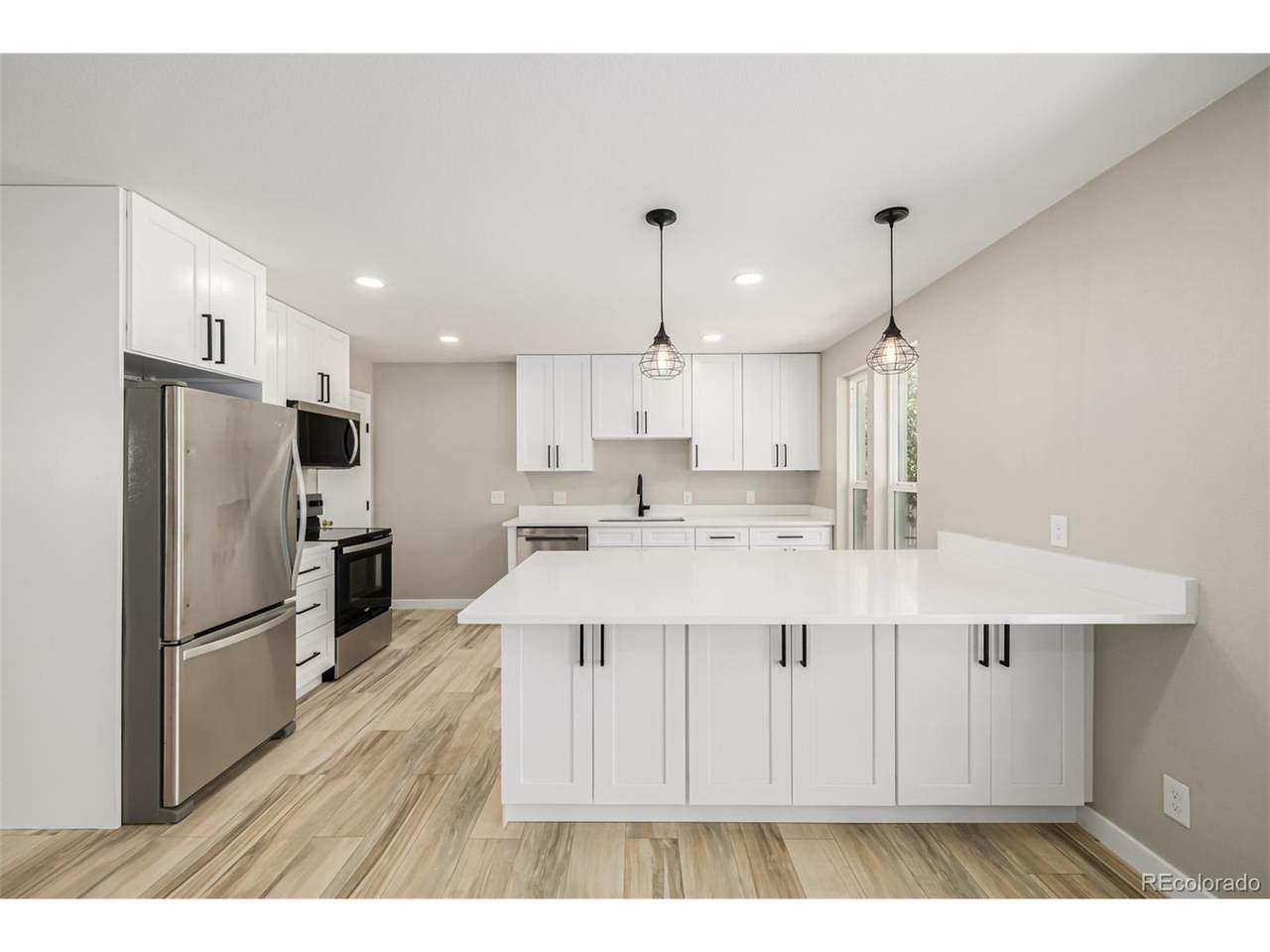 5342 Altura St - Photo 1