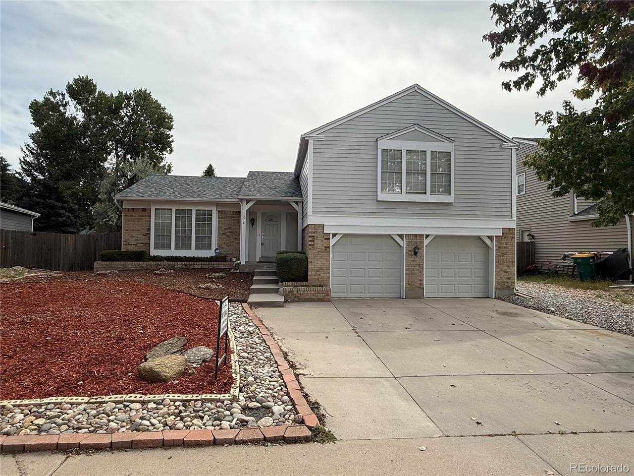 1578 Vaughn Cir - Photo 1