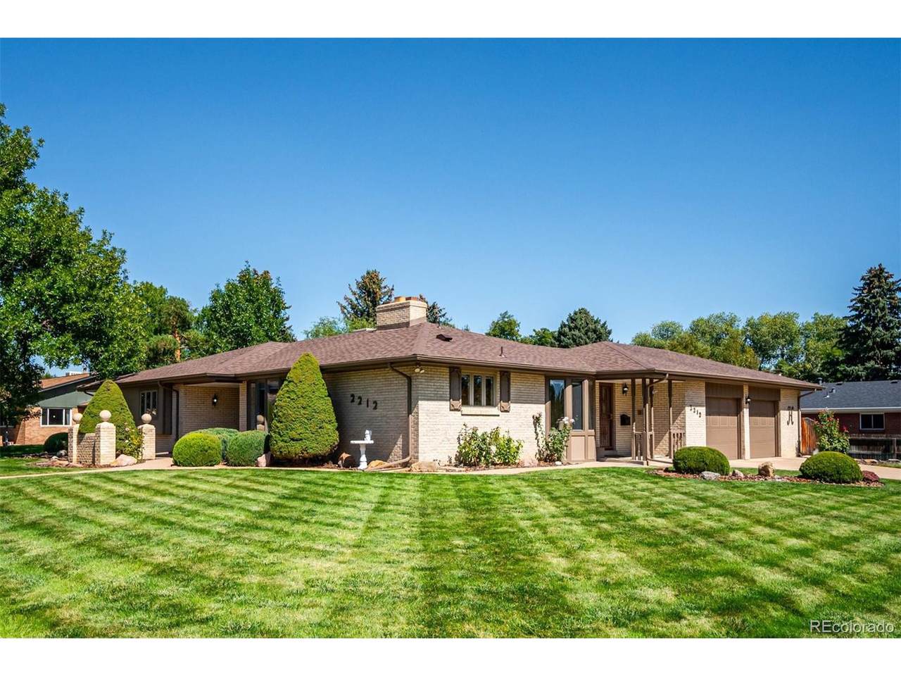 2212 Ammons St - Photo 1