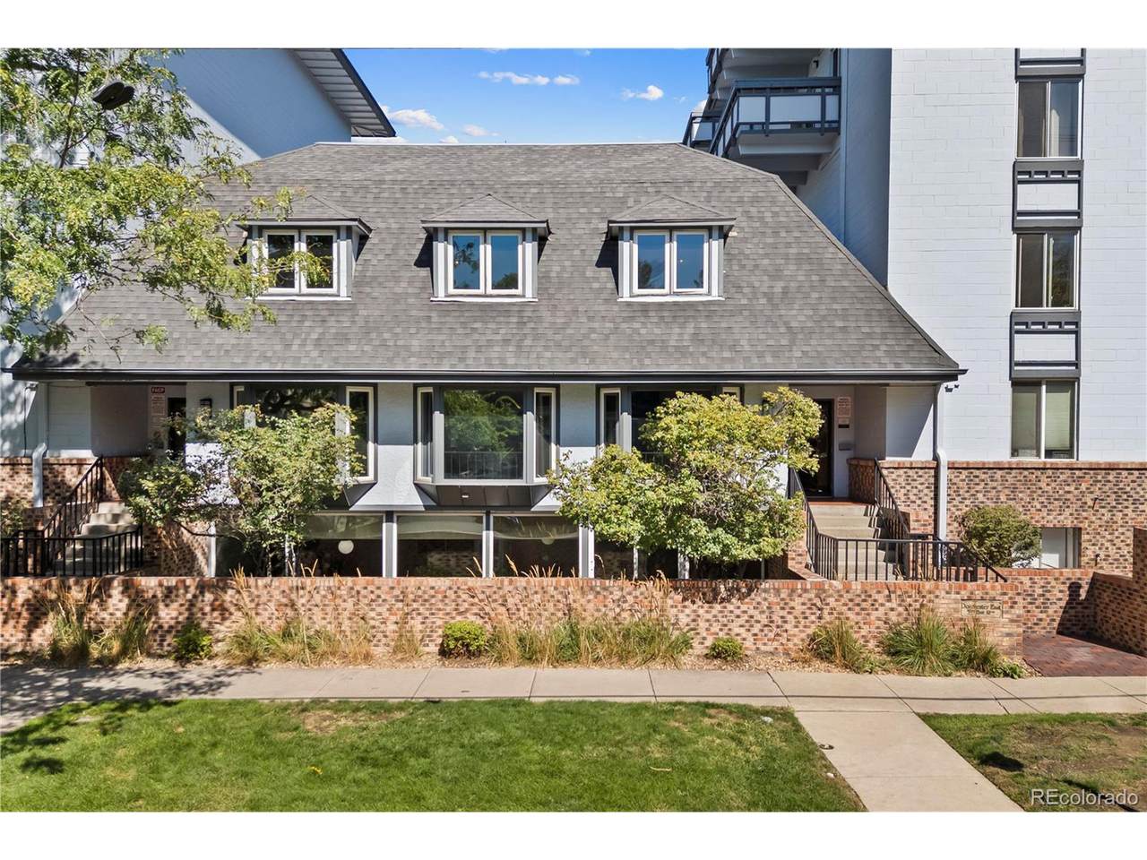 555 10th Ave - Photo 1