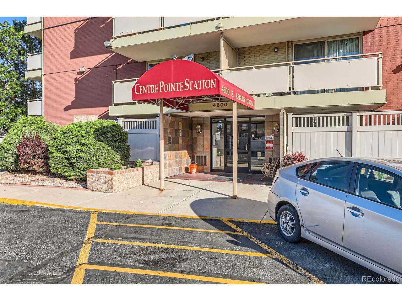 4600 Asbury Cir - Photo 1