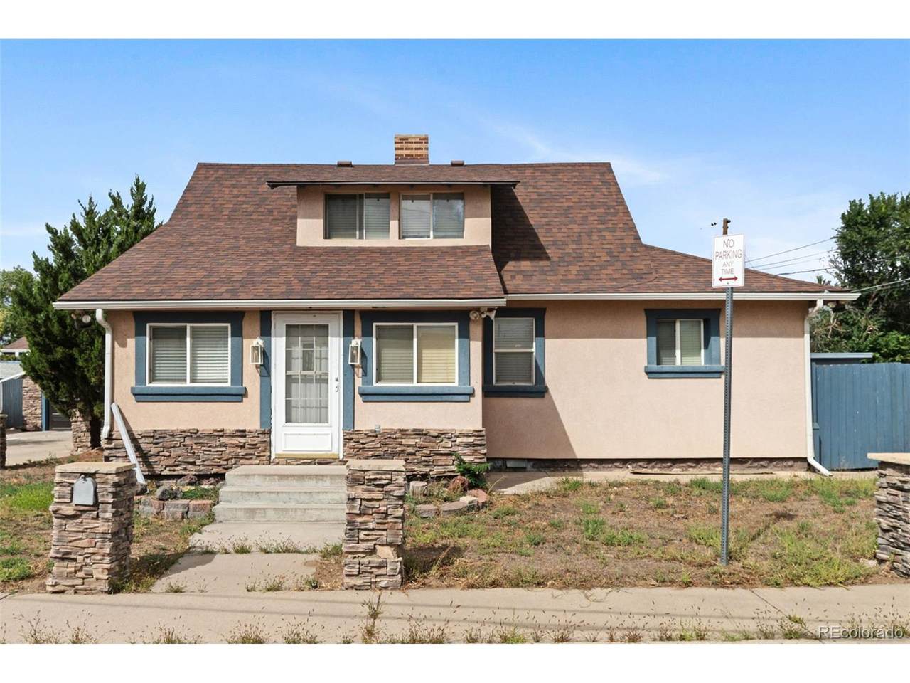 6601 71st Ave - Photo 1