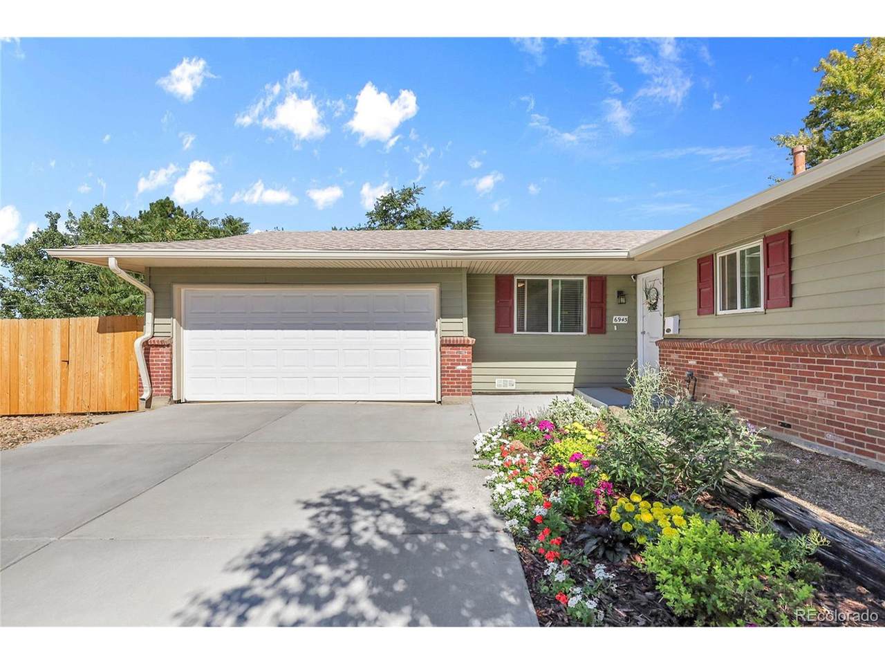 6945 Ulster Cir - Photo 1