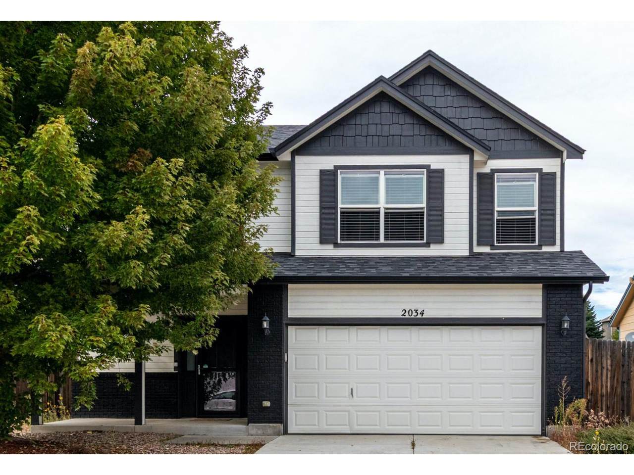 2034 Lillian Way - Photo 1