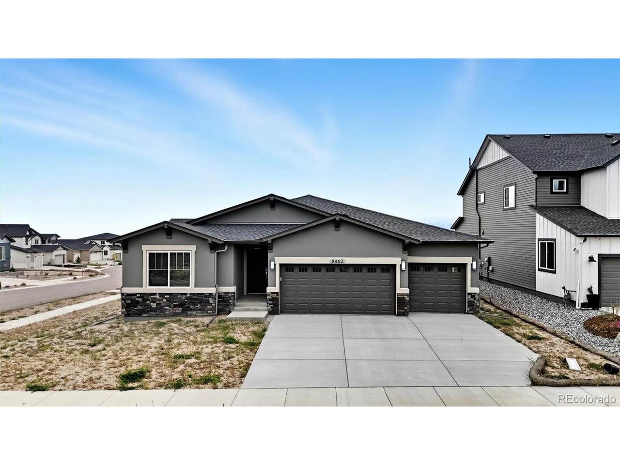 9462 Allouche St - Photo 1