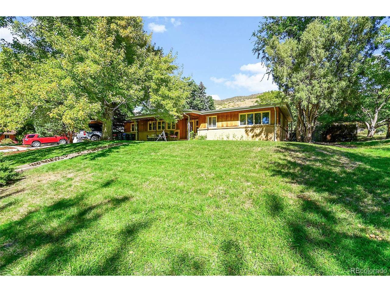 2917 Lookout View Dr - Photo 1