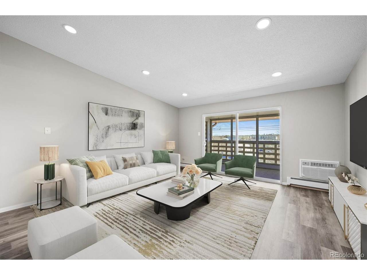 495 Dayton St - Photo 1