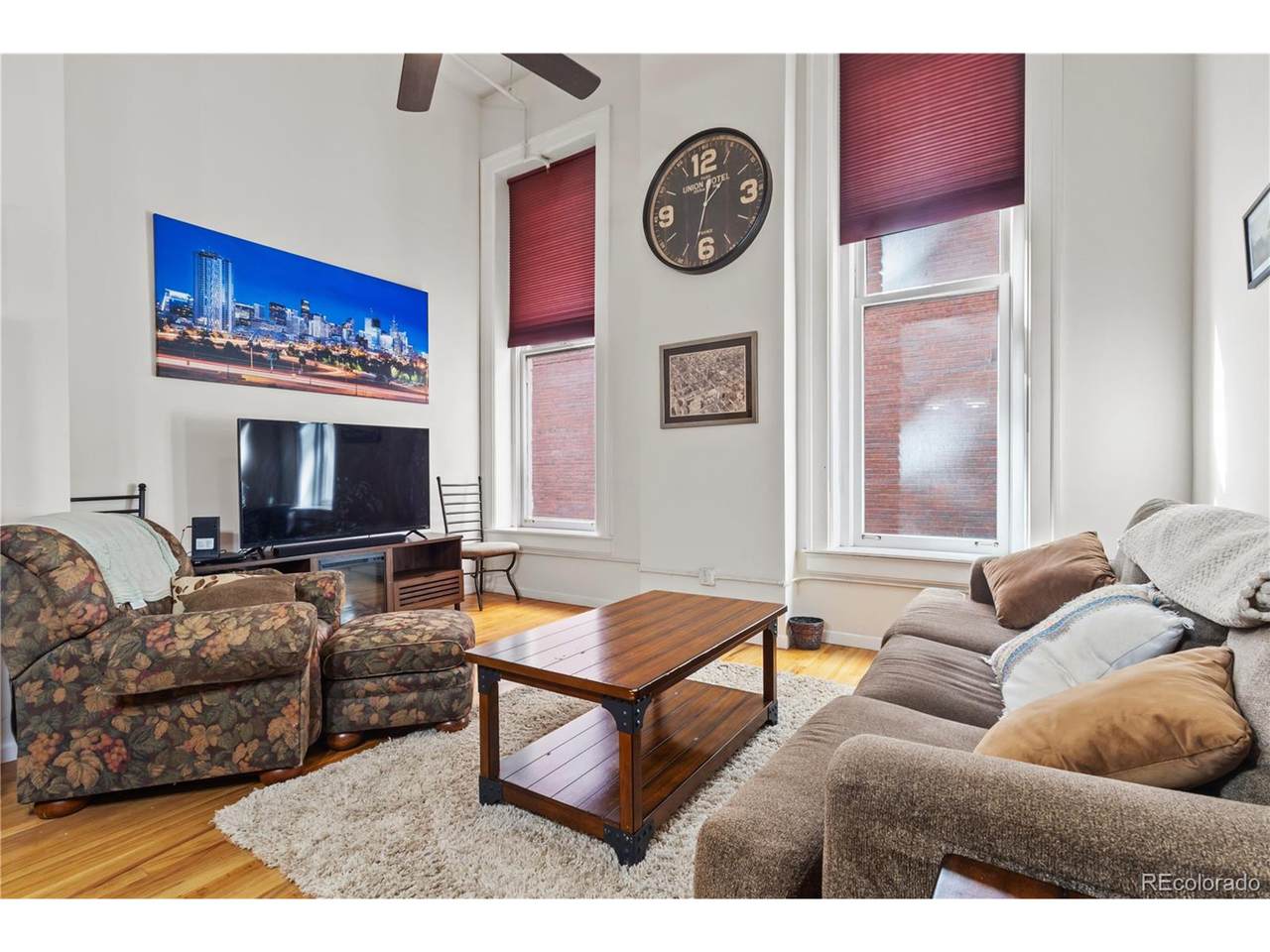 1555 California St - Photo 1