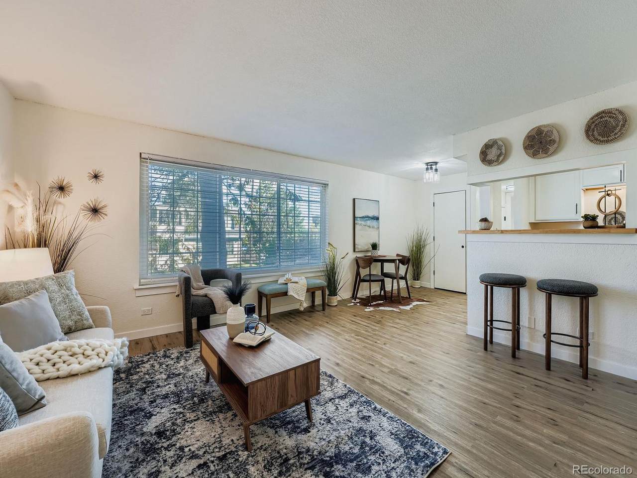 9230 Girard Ave - Photo 1