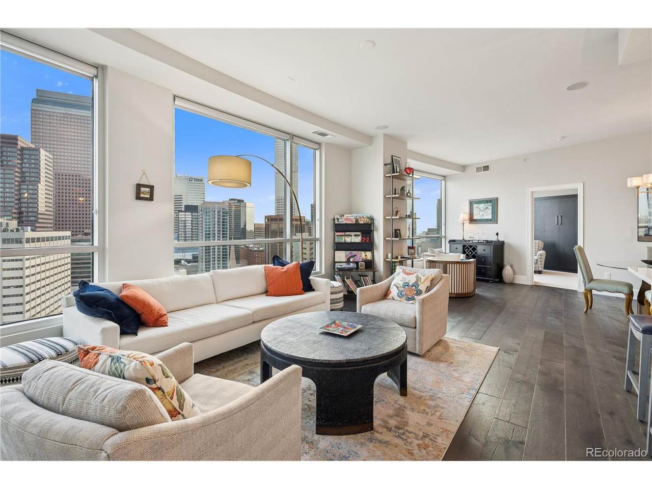 2001 Lincoln St - Photo 1