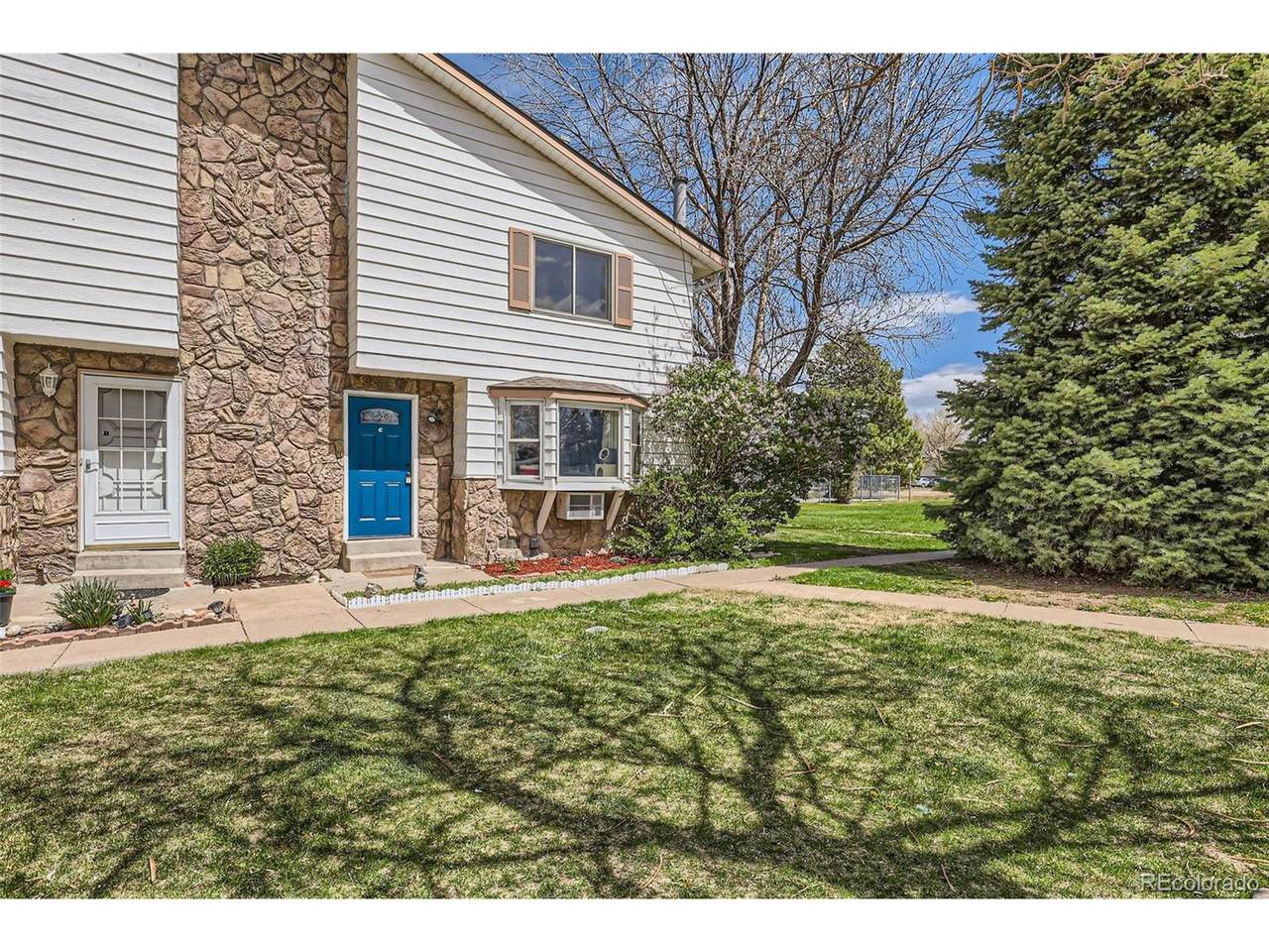 62 Newark St - Photo 1