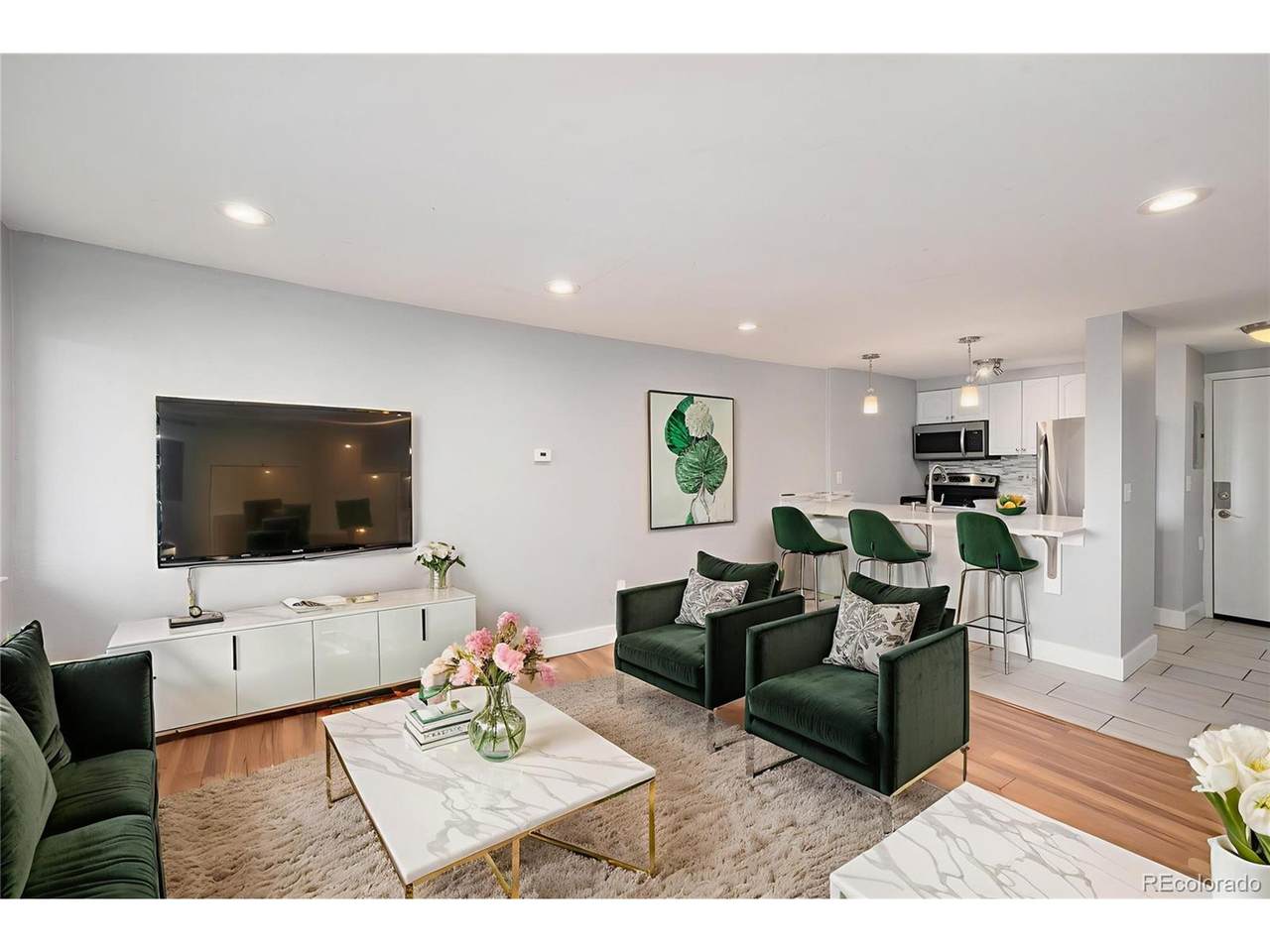 1125 Washington St - Photo 1