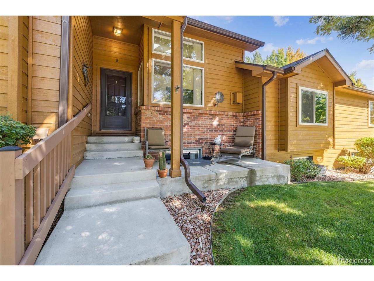 11925 66th Pl - Photo 1