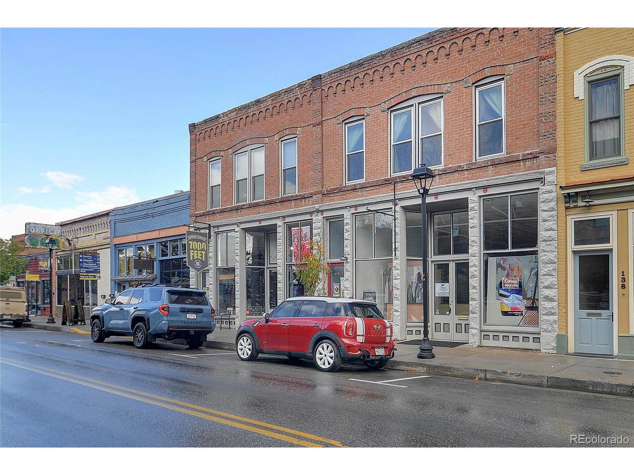 140 First St - Photo 1