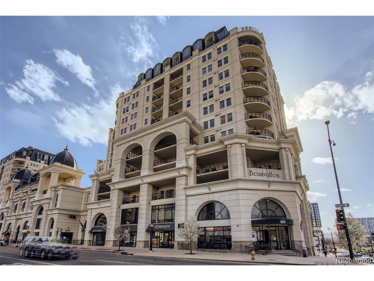 975 Lincoln St - Photo 1