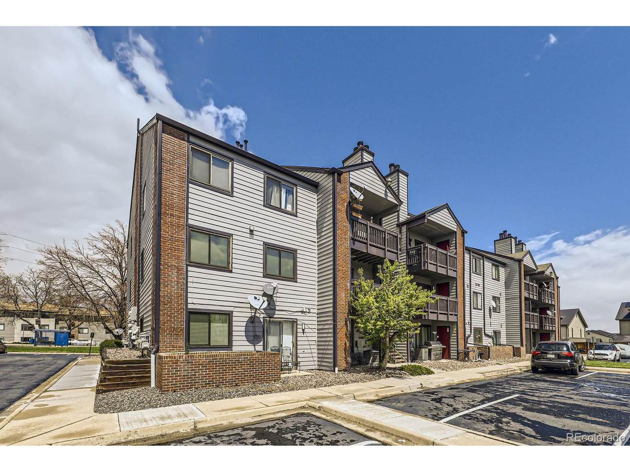 10785 63rd Pl - Photo 1