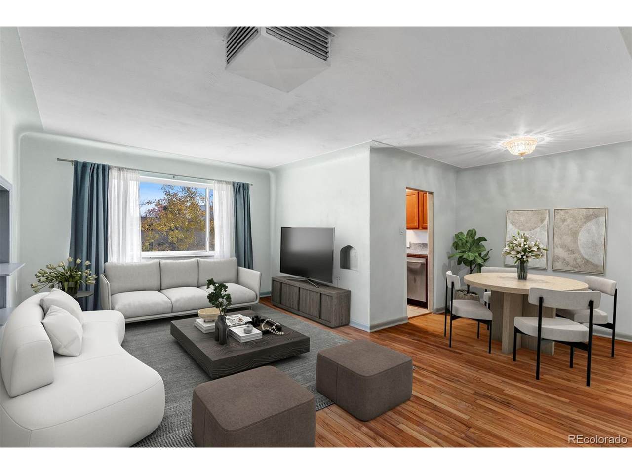 665 Washington St - Photo 1