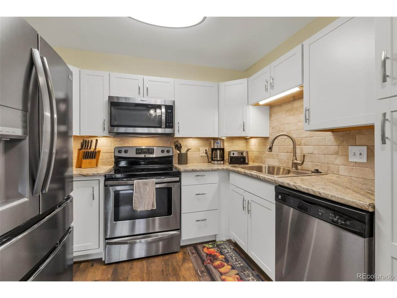 13635 Bates Ave - Photo 1