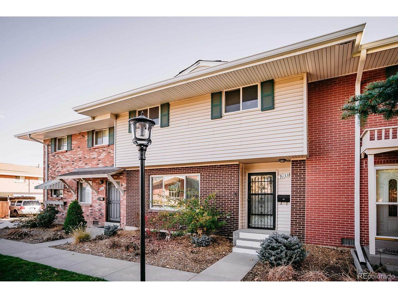 9133 Mansfield Ave - Photo 1