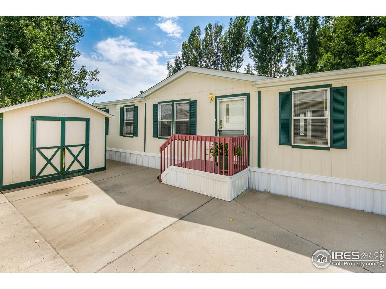 1210 Limestone Ave - Photo 1