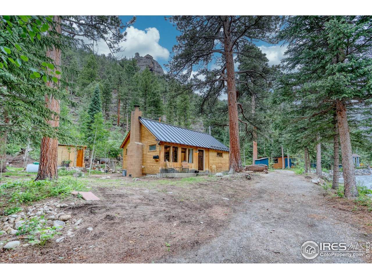2637 Riverside Dr - Photo 1