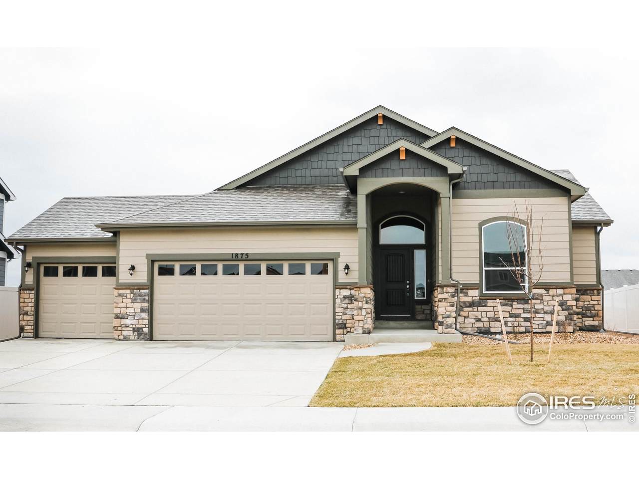 5519 Vona Dr - Photo 1