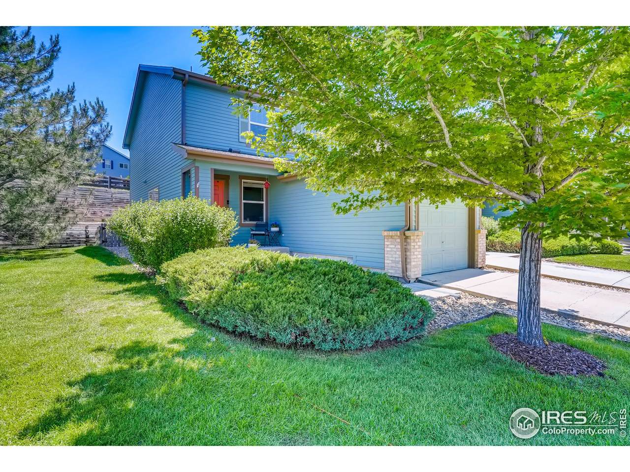 147 Montgomery Dr - Photo 1