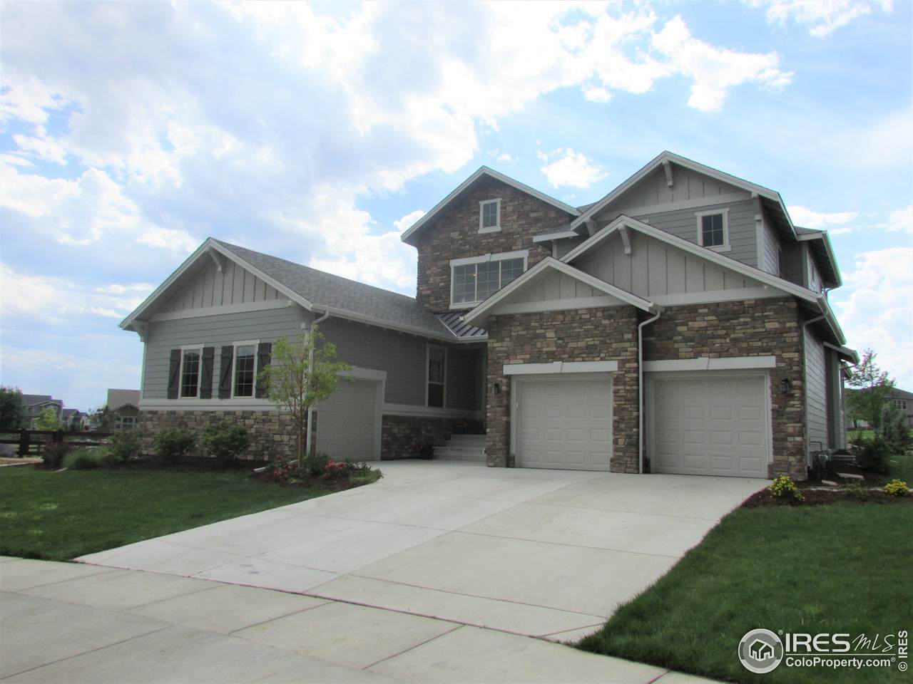 6233 Saker Ct - Photo 1