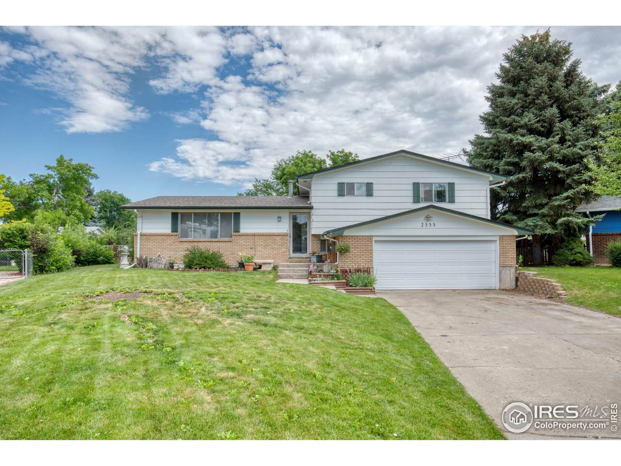 2333 Farisita Dr - Photo 1