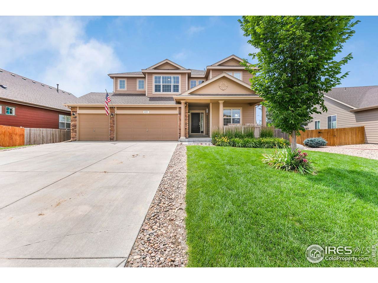 421 Pekin Dr - Photo 1