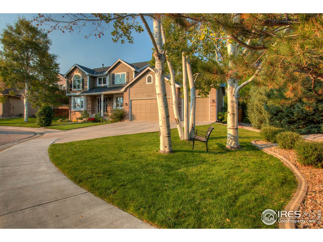 1030 Ogden Ct - Photo 1