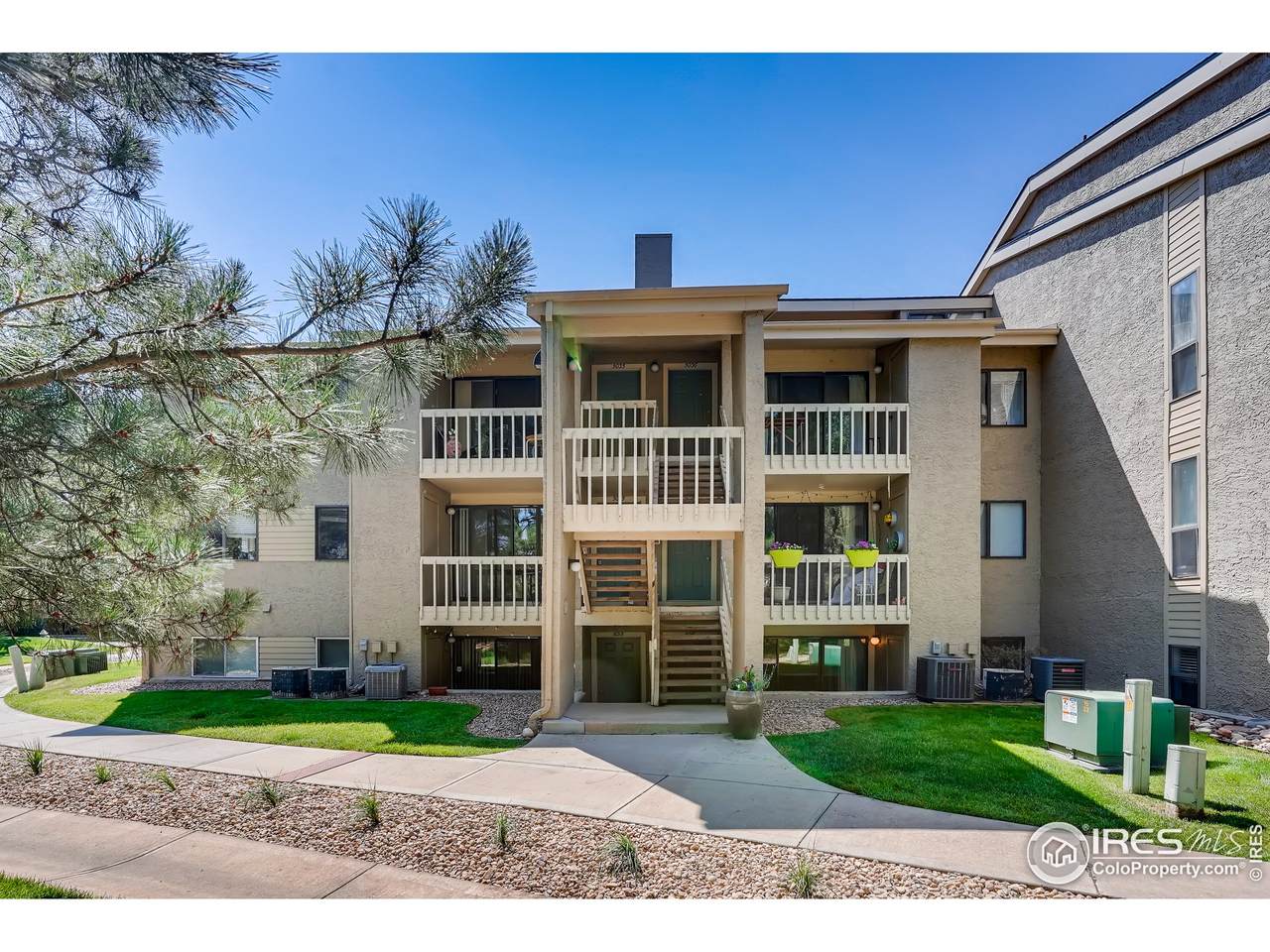 50 Boulder Cir - Photo 1