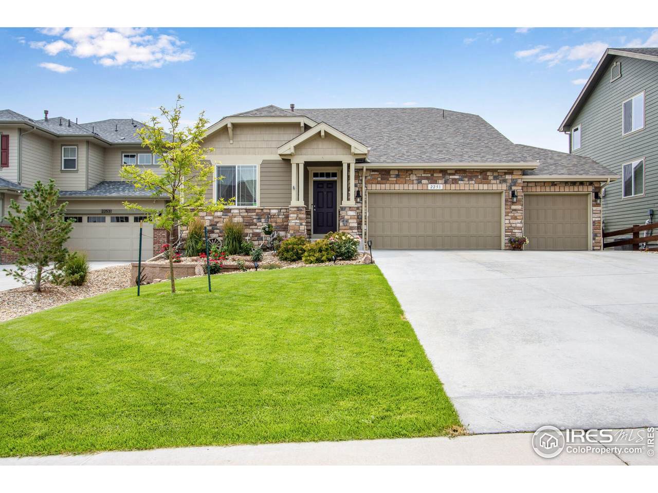 2251 Stonefish Dr - Photo 1