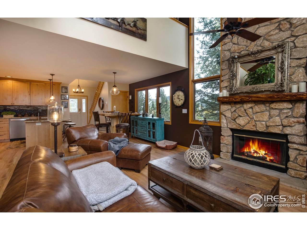 1550 Raven Cir - Photo 1